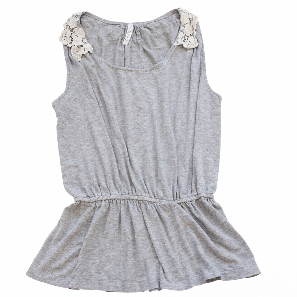 Gray Jersey Peplum Top Small S 🤍 Crochet Shoulder Detail Comfy Stretch Knit